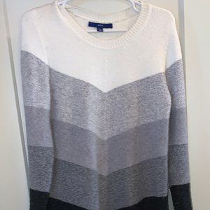 Apt. 9 V-Shape Sweater, Ombré Gray, Medium